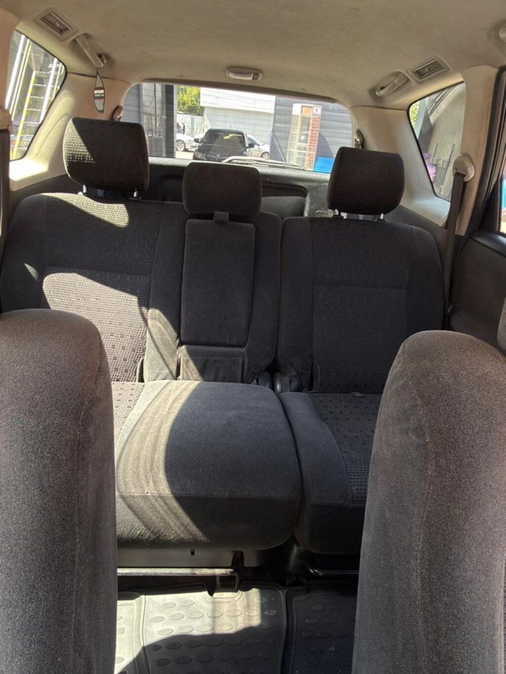 Toyota Ipsum: 2004 г., 2.3 л: фото 6