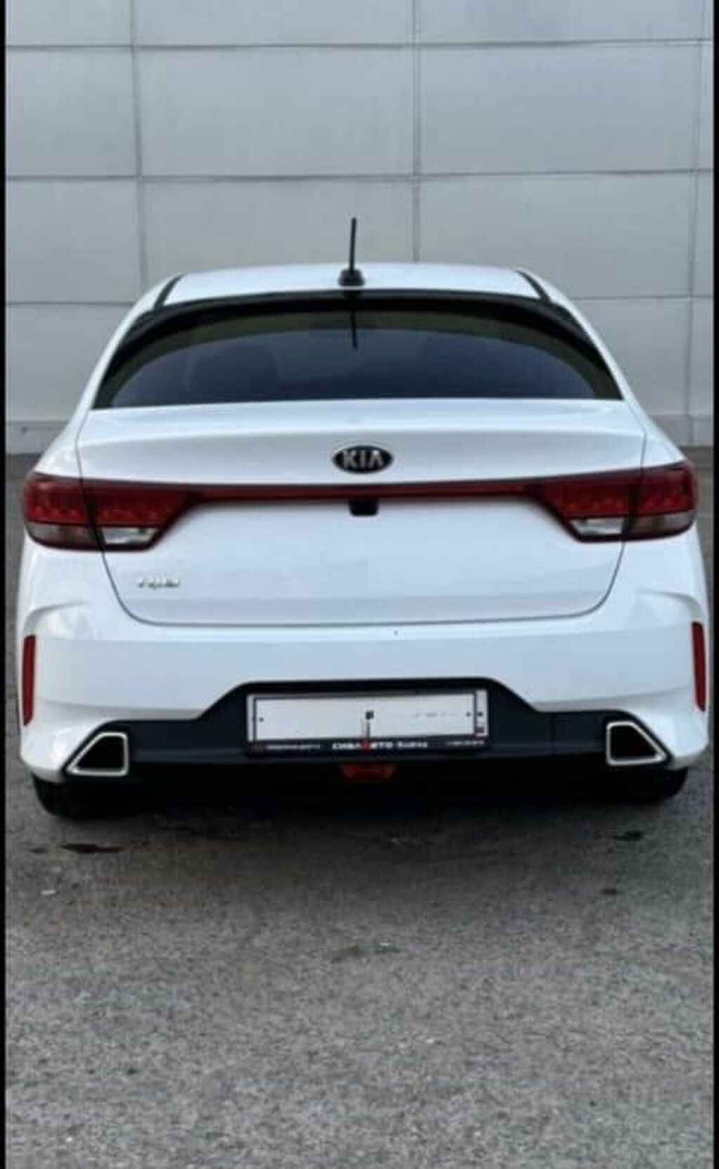 Kia Rio: 2021 г., 1.6 л, Автомат, Бензин, Седан — фото 4