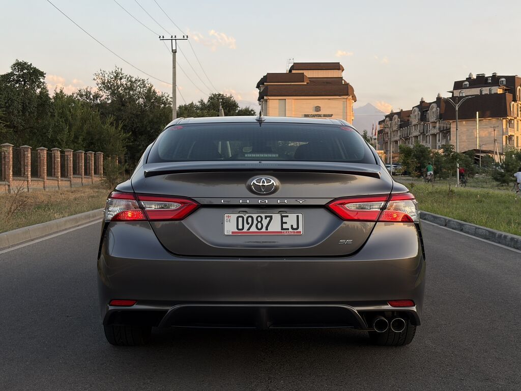 Toyota Camry: 2020 г., 2.5 л, Автомат, Бензин, Седан: фото 6
