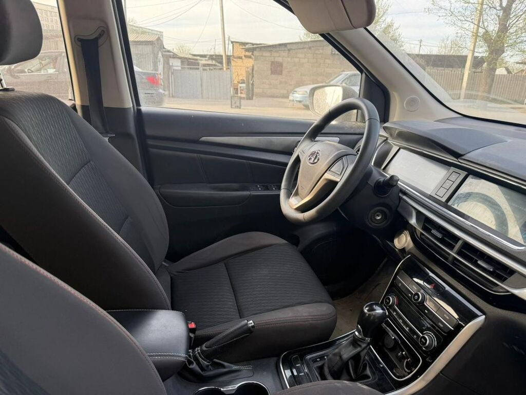 Changan Auchan A600 EV: 2020 г., Автомат, Электромобиль, Минивэн: фото 3