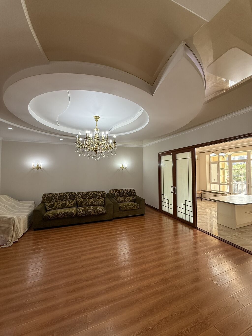Продам 3-комн. квартиру, 121 м², 3/10 эт.: фото 4