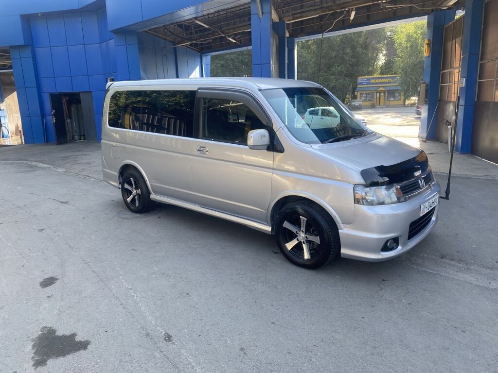 Honda Stepwgn: 2003 г., 2 л, Автомат, Бензин, Минивэн: фото 1