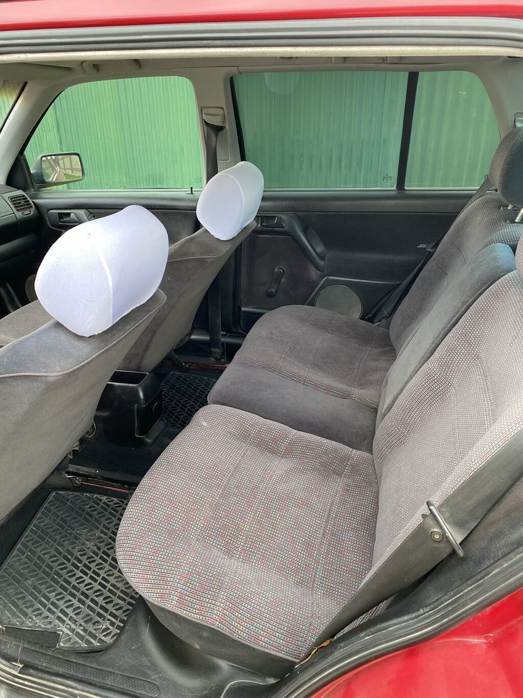 Volkswagen Vento: 1996 г., 2 л, Механика, Бензин, Седан: фото 5