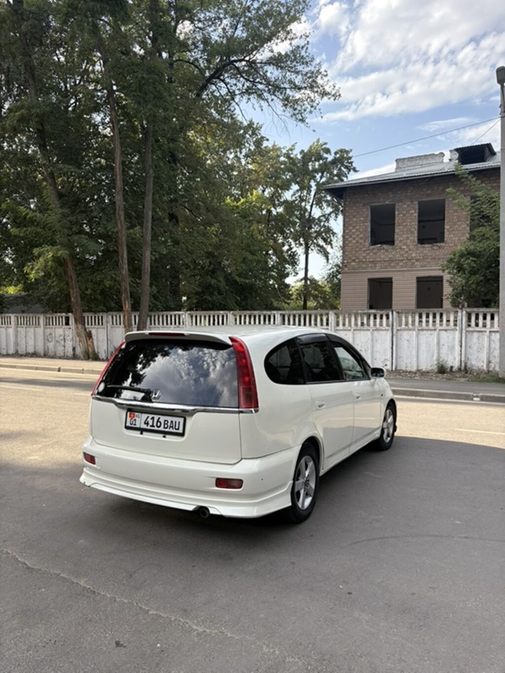 Honda Stream: 2001 г., 2 л, Автомат, Бензин, Минивэн: фото 4