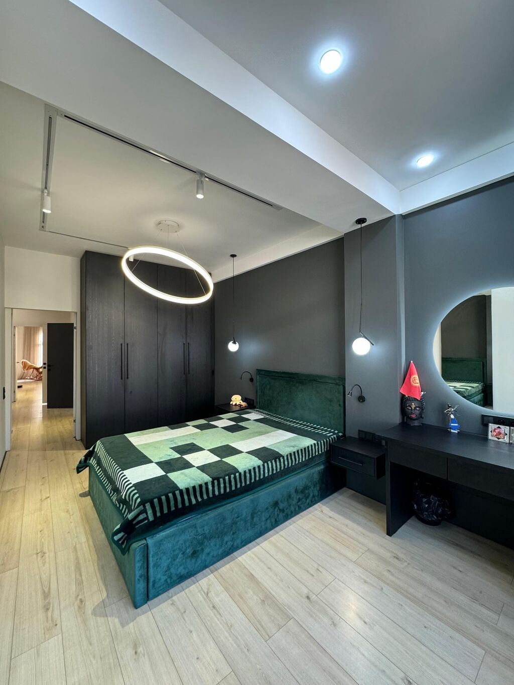 3 комнаты, 105 м², Асанбай мкр Элитка, 6 этаж, Дизайнерский ремонт: фото 2