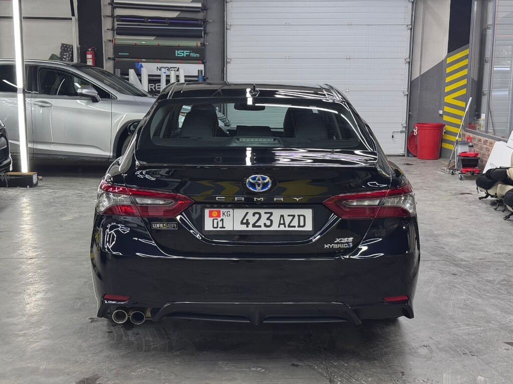 Toyota Camry: 2020 г., 2.5 л, Вариатор, Гибрид, Седан: фото 7