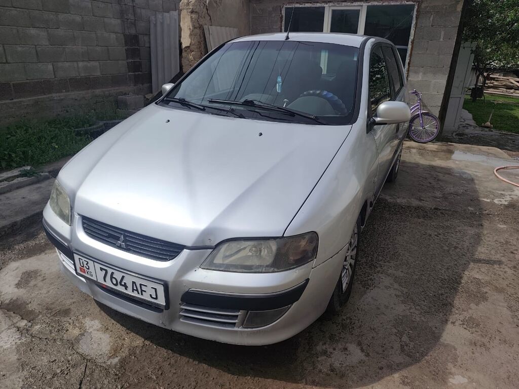Mitsubishi Space Star: 2004 г., 1.6 л, Механика, Бензин: фото 1