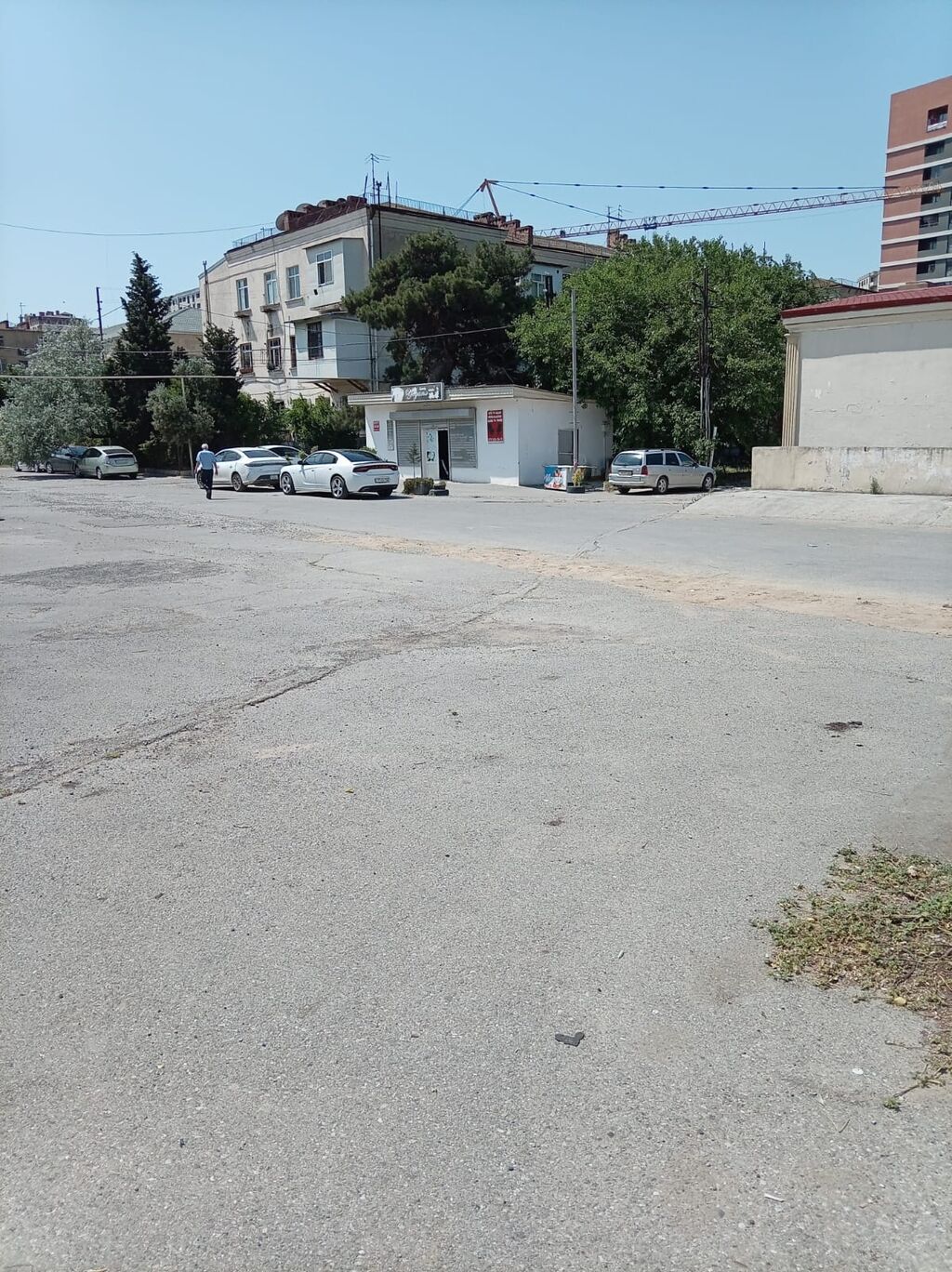 Obyekt satılır. Şexsi mülkümdür kupca qeyri yaşayış. Obyektin ölçüsü