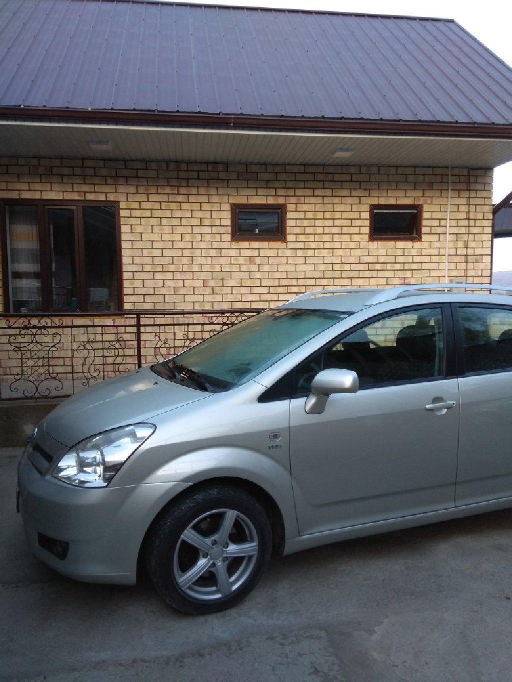 Corolla verso 2006. Тойота Королла версо 2006. Королла версо 2006. Тойота версо 2006. Toyota Corolla Verso 2006.