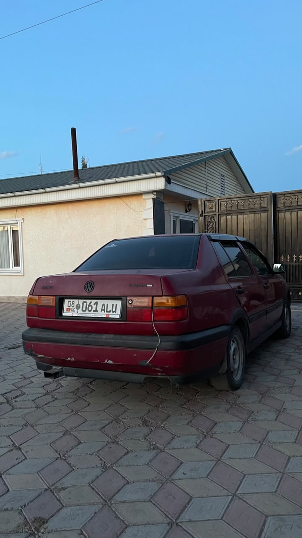 Volkswagen Vento: 1994 г., Механика, Седан: фото 4