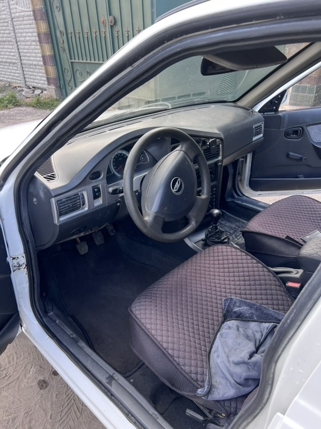 Daewoo Nexia: 2012 г., 1.5 л, Механика, Бензин, Седан: фото 7