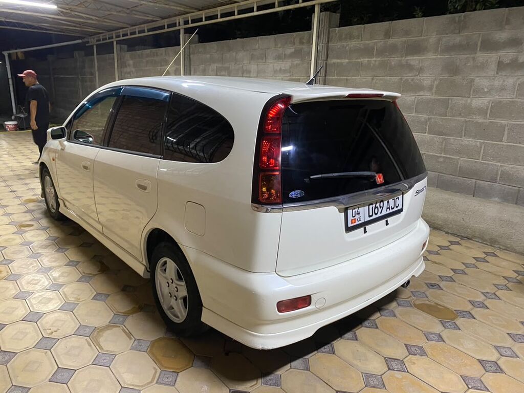 Honda Stream: 2002 г., 2 л, Автомат, Бензин, Минивэн: фото 3