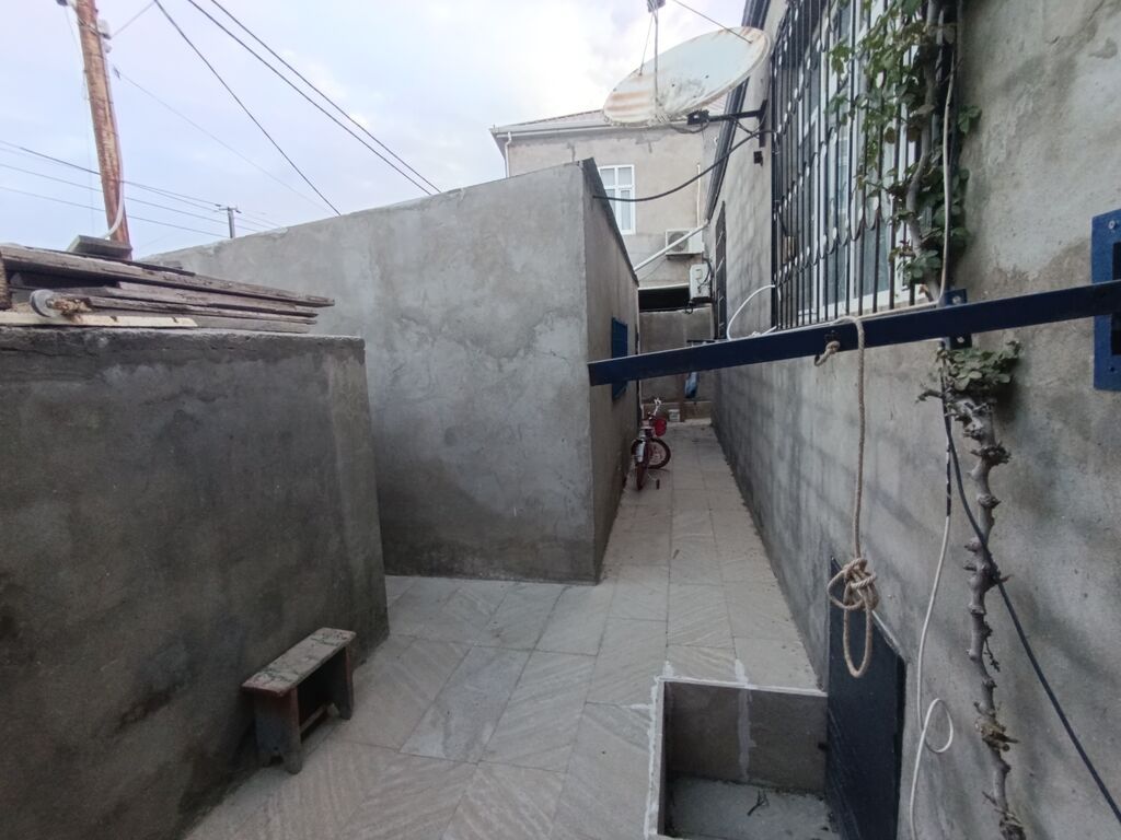Hövsan qəs. 3 otaqlı, 80 kv. m, Orta təmir
