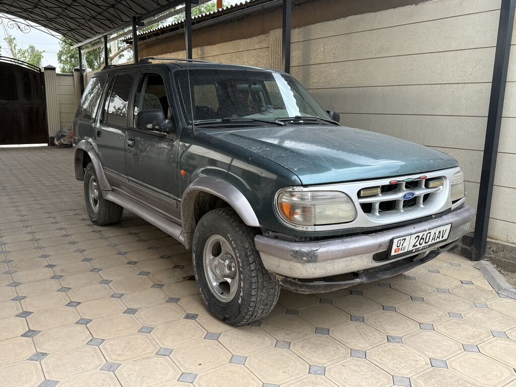 Ford Explorer: 1995 г., 4 л, Механика, Бензин, Внедорожник: фото 4