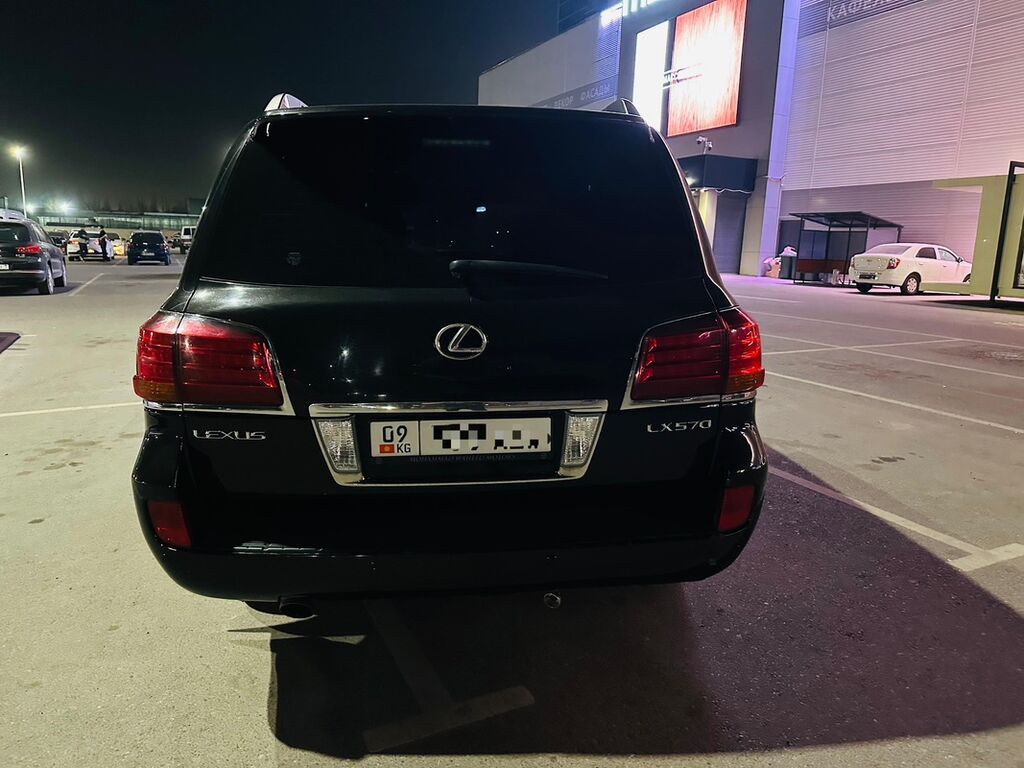 Lexus LX: 2011 г., 5.7 л, Автомат, Газ, Внедорожник: фото 6