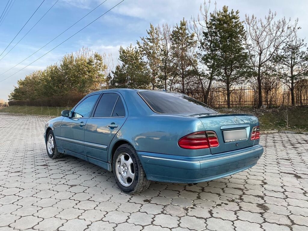 Mercedes-Benz E-Class: 2001 г., Автомат, Газ, Седан: фото 2