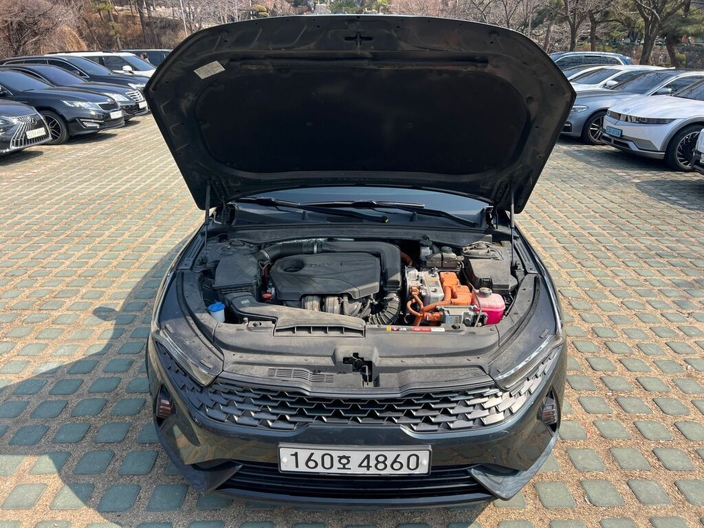 Kia K5: 2021 г., 2 л, Автомат, Гибрид, Седан: фото 6