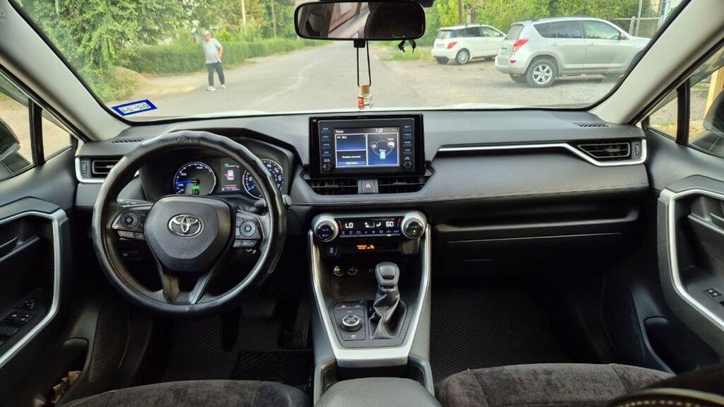 Toyota RAV4: 2019 г.: фото 8