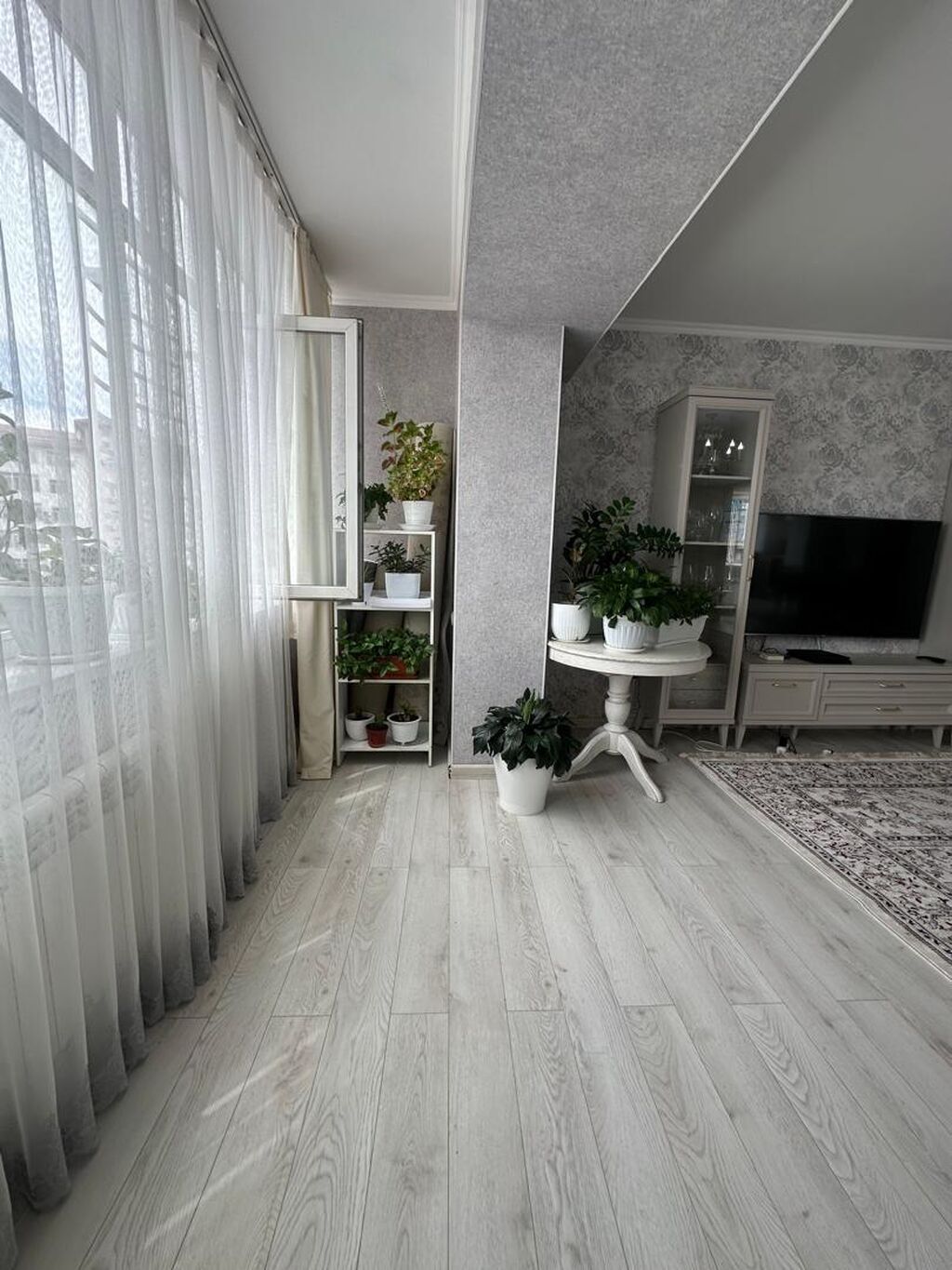 Продам 2-комн. квартиру, 84 м², 7 мкр Элитка: фото 2