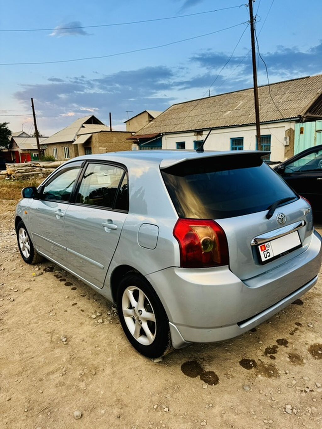 Toyota Allex: 2005 г., 1.8 л, Автомат, Бензин, Хэтчбэк: фото 7