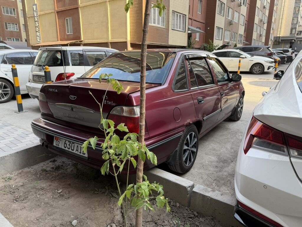 Daewoo Nexia: 2006 г., 1.5 л, Механика, Бензин, Седан: фото 3