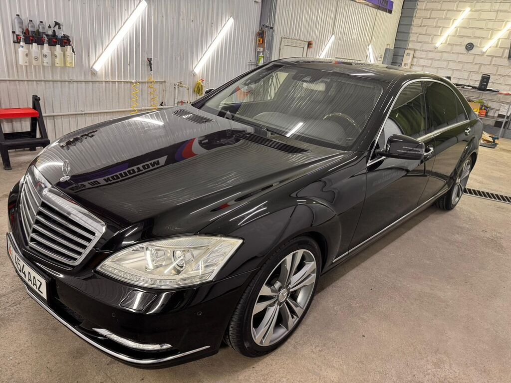 Mercedes-Benz S-Class: 2010 г., 5 л, Автомат, Бензин, Седан: фото 1