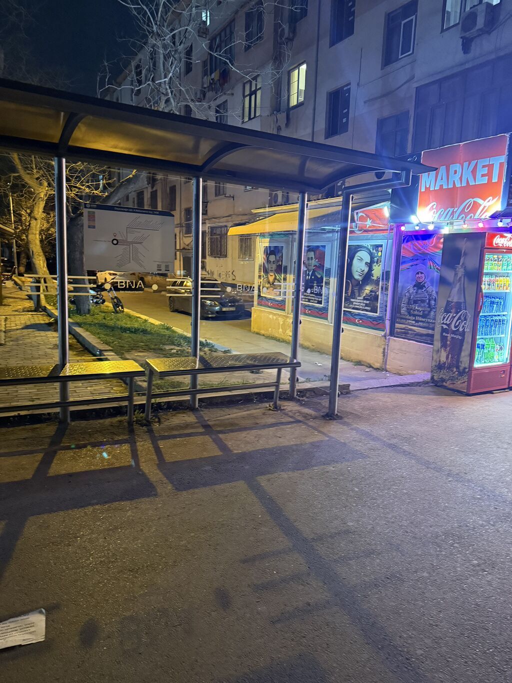 Yer şamaxinkadadir Asif meherremov kycesindedir dönerxana 70 mk her
