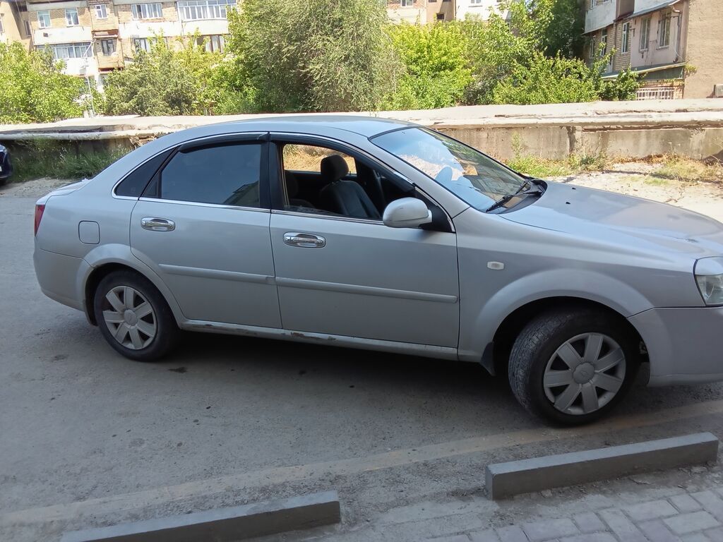 Chevrolet Lacetti: 2007 г., 1.4 л, Механика, Бензин, Седан: фото 6