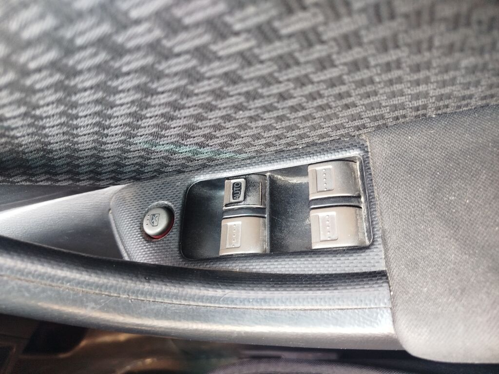 Honda Civic: 2005 г., 1.7 л, Автомат, Бензин, Хэтчбэк: фото 6