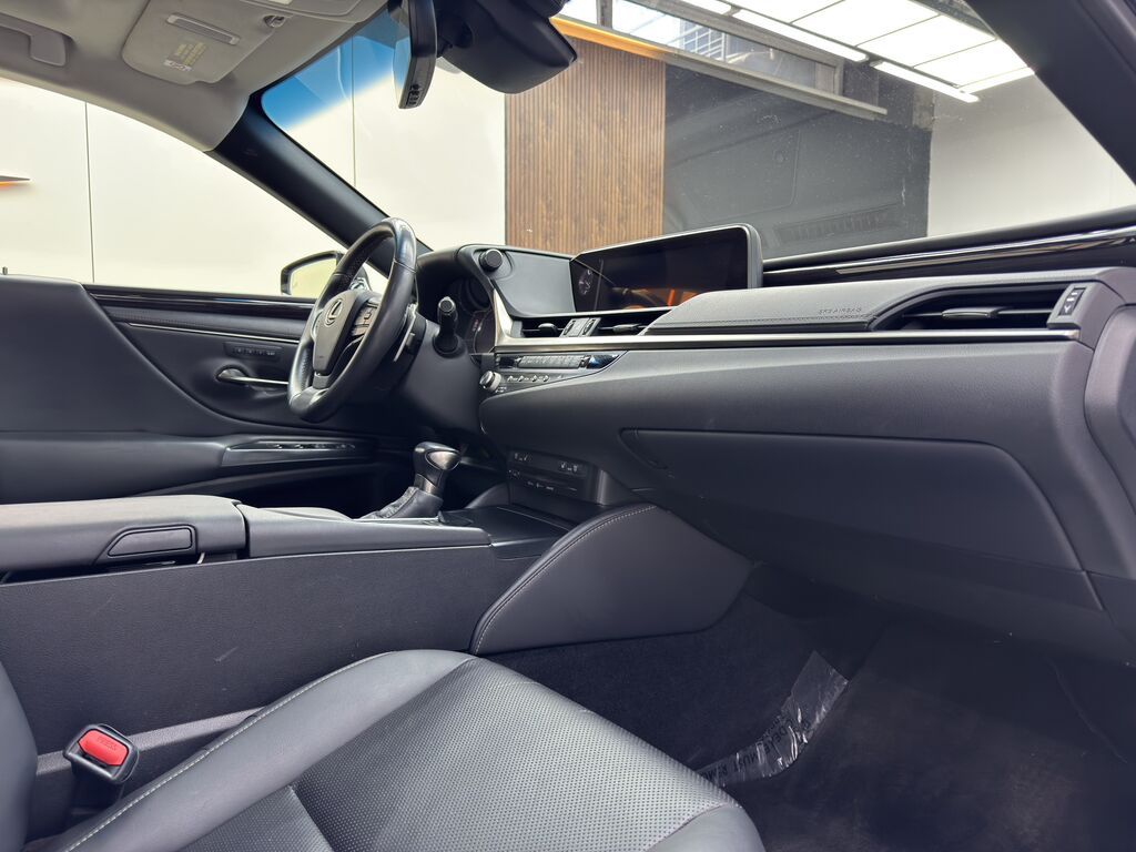 Lexus ES: 2021 г., 2.5 л, Вариатор, Гибрид, Седан: фото 7