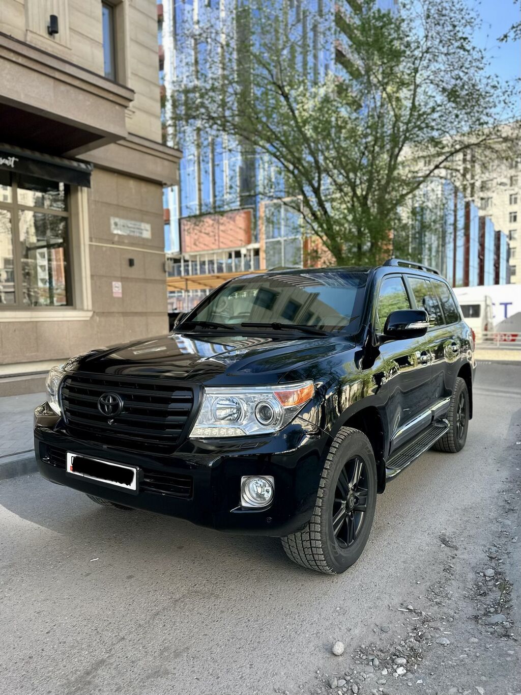 Toyota Land Cruiser: 2014 г., 4.6 л, Автомат, Бензин, Внедорожник: фото 3