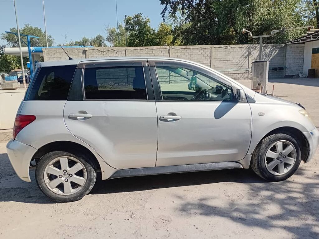 Toyota Ist