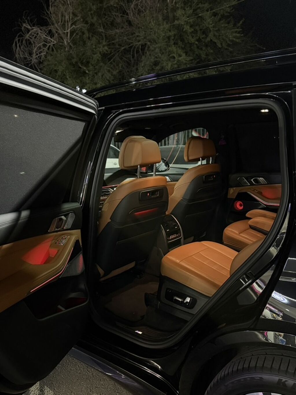 BMW X7: 2021 г., 4.4 л, Автомат, Бензин, Кроссовер: фото 7