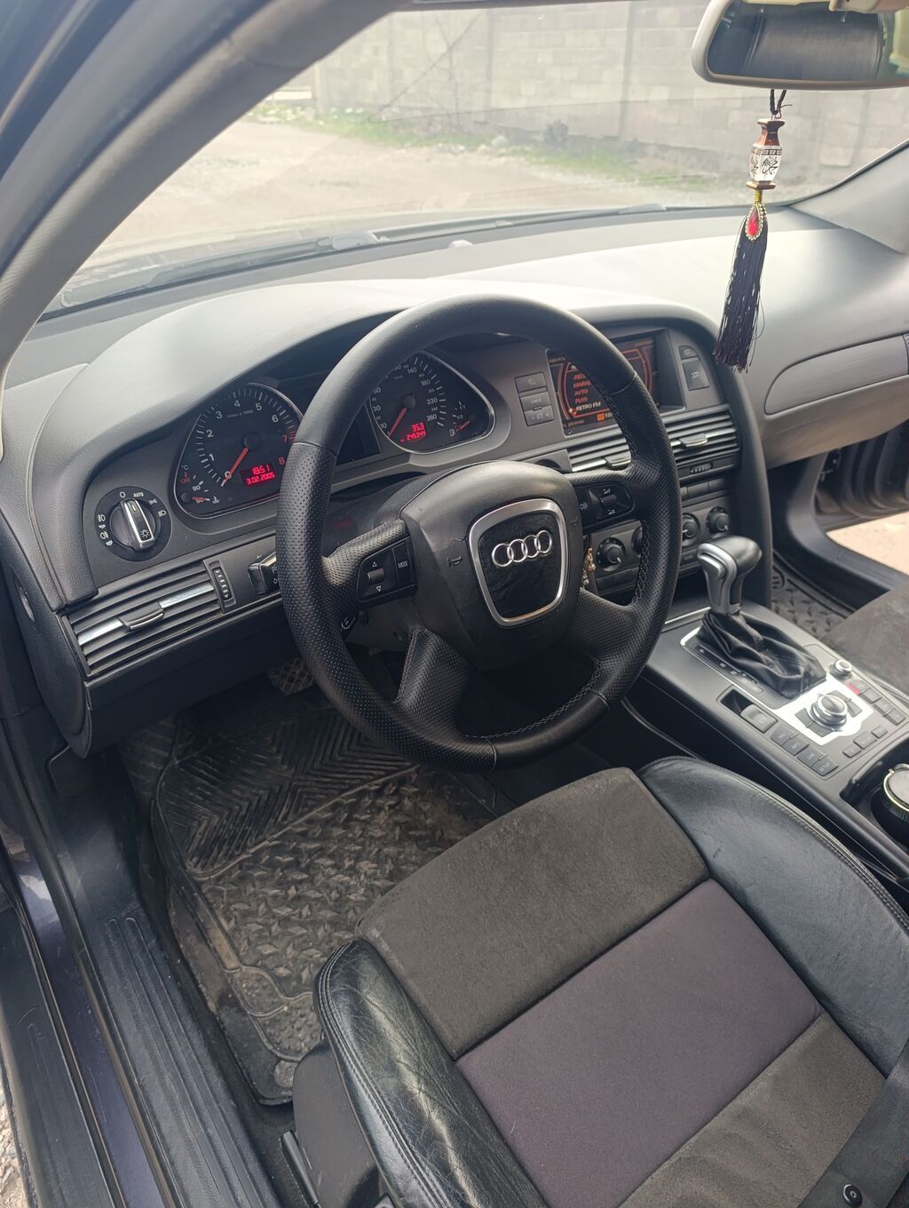 Audi A6: 2004 г., 2.4 л, Автомат, Бензин, Седан: фото 6
