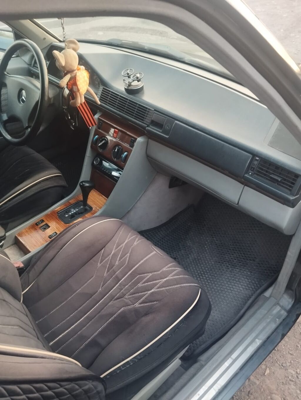 Mercedes-Benz W124: 1990 г., 2.3 л, Автомат, Бензин, Седан: фото 6