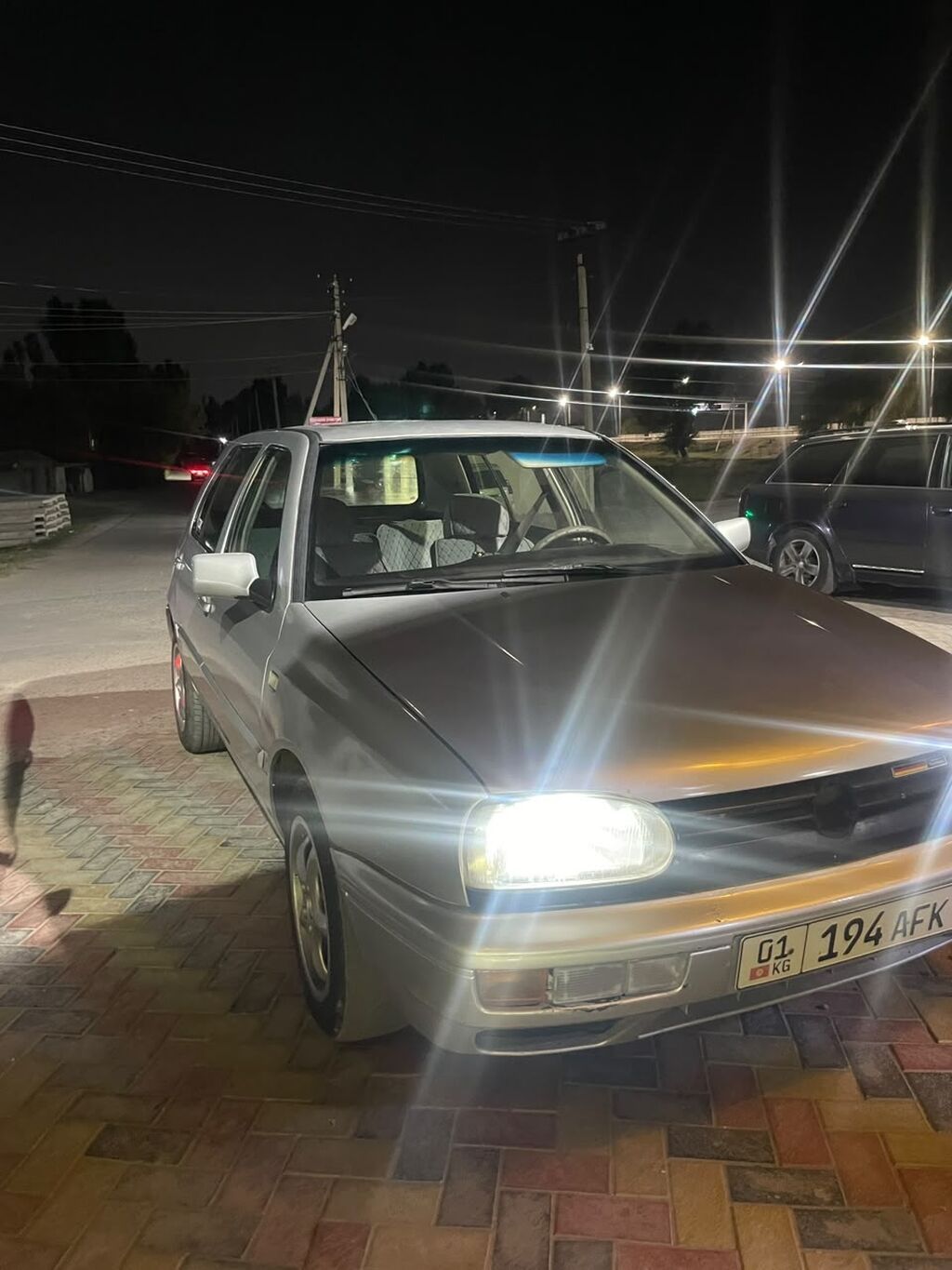 Volkswagen Golf: 1994 г., 2 л, Механика, Бензин: фото 1