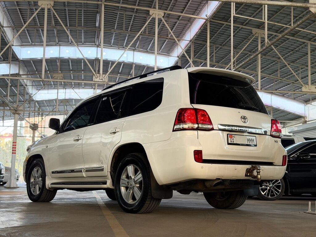 Toyota Land Cruiser: 2008 г., 4.5 л, Автомат, Дизель, Внедорожник: фото 3