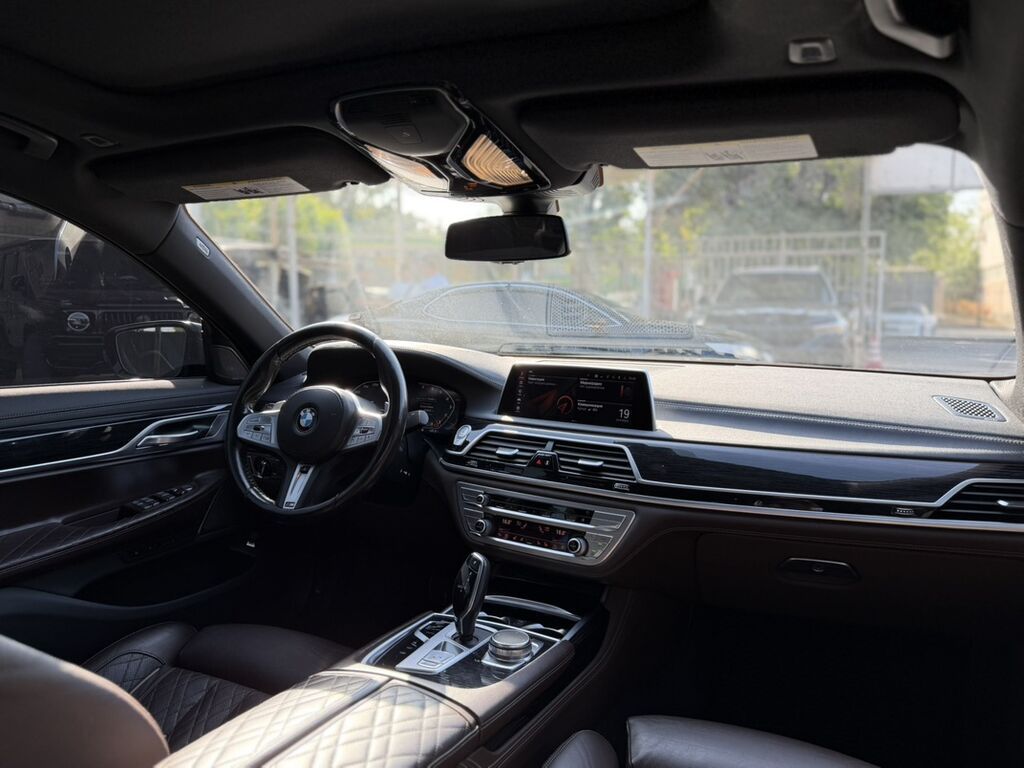 BMW 7 series: 2020 г., 3 л, Автомат, Бензин, Седан: фото 6