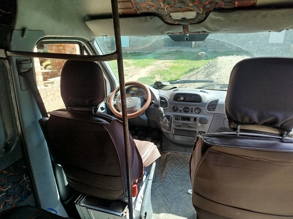 Mercedes-Benz Спринтер: 2002 г., 2.2 л, Механика, Дизель, Бус: фото 5