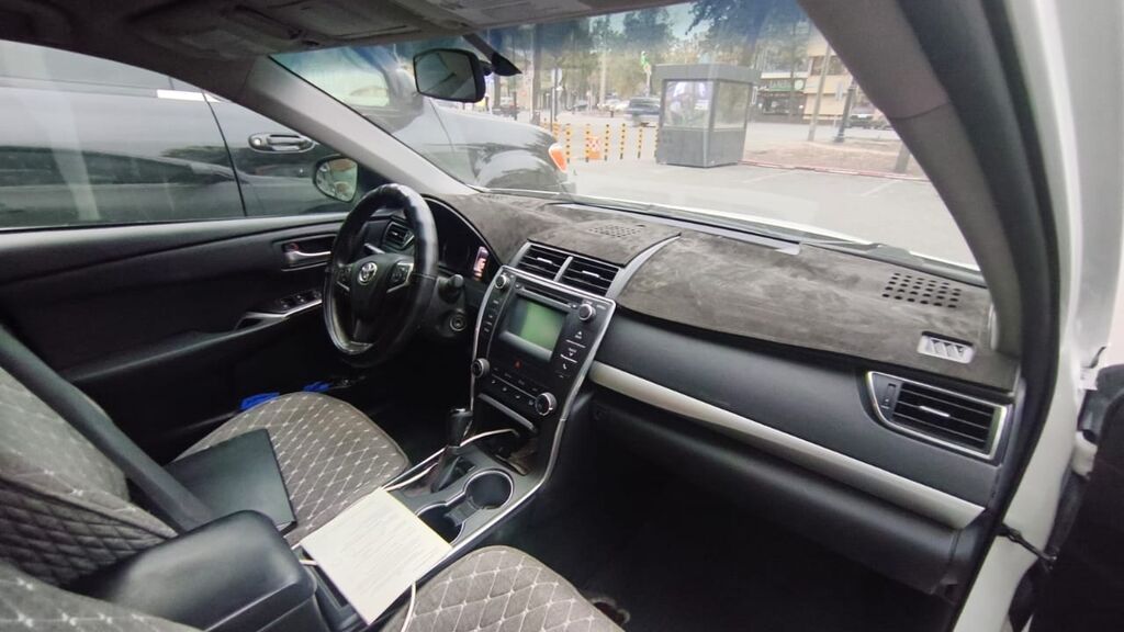 Toyota Camry: 2016 г., 2.5 л, Автомат, Бензин, Седан: фото 8
