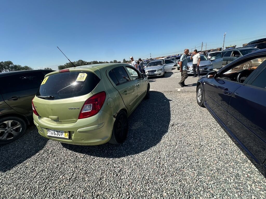 Opel Corsa: 2007 г., 1.2 л, Робот, Бензин, Хэтчбэк: фото 4