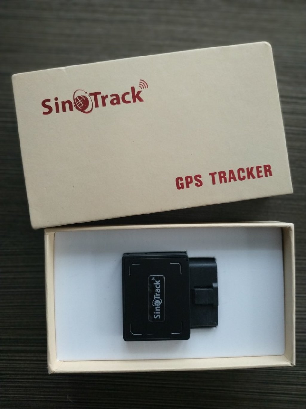 GPS трекер SinoTrack 902 для авто: 2600 KGS ▷ GPS навигаторы | Бишкек |  67237079 ᐈ lalafo.kg