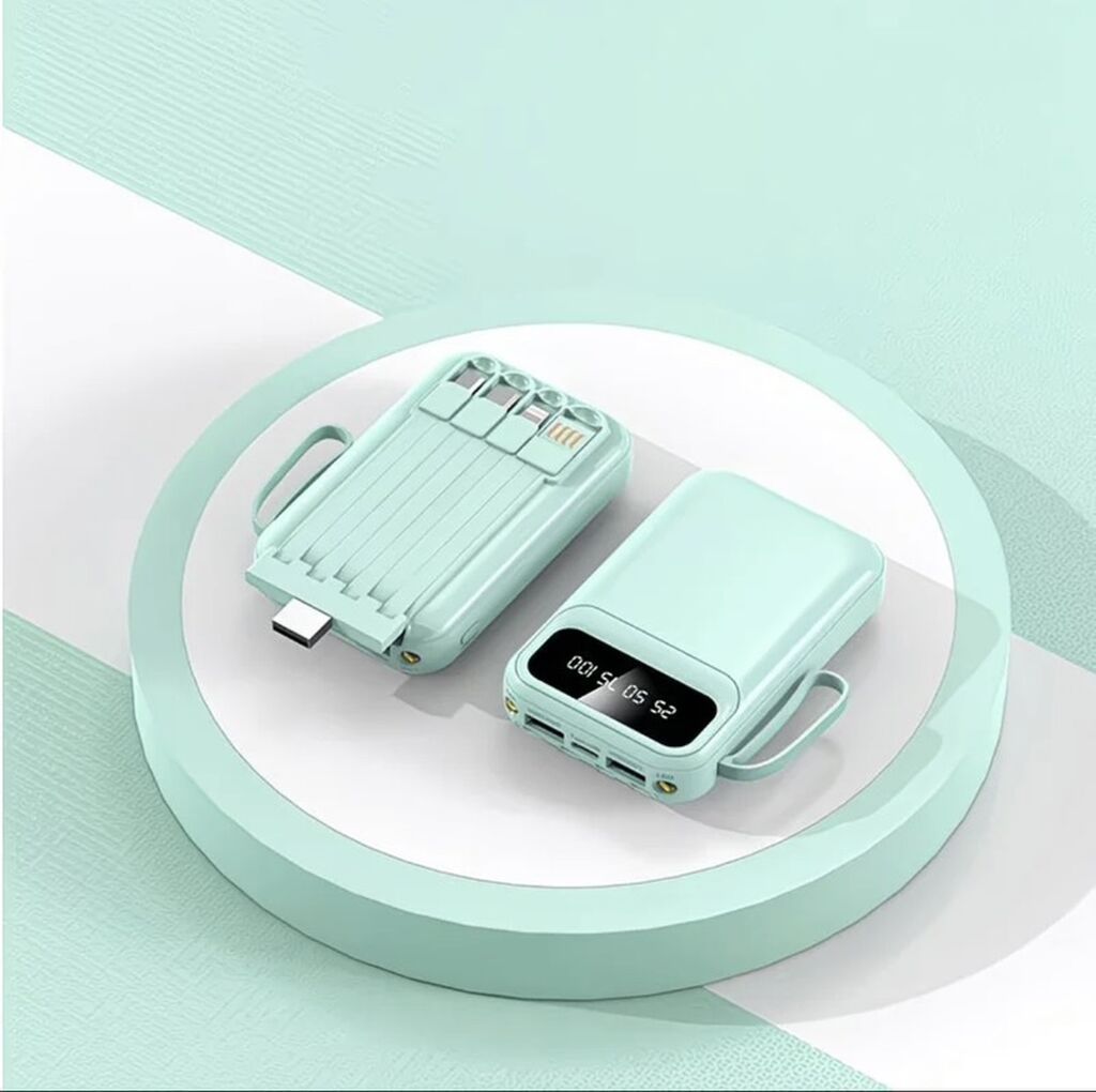 Компактный внешний аккумулятор (Power Bank) со встроенными кабелями: фото 4