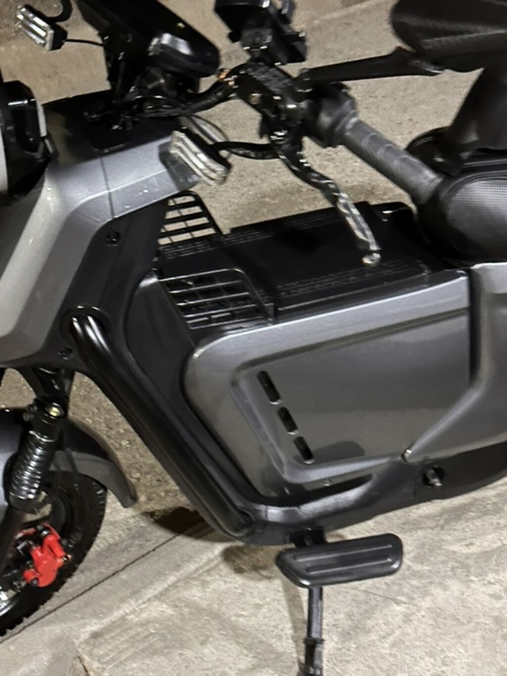Электроскутер U-B1 1500W 64\40 Запас 80-110 Ограничитель убран: фото 5