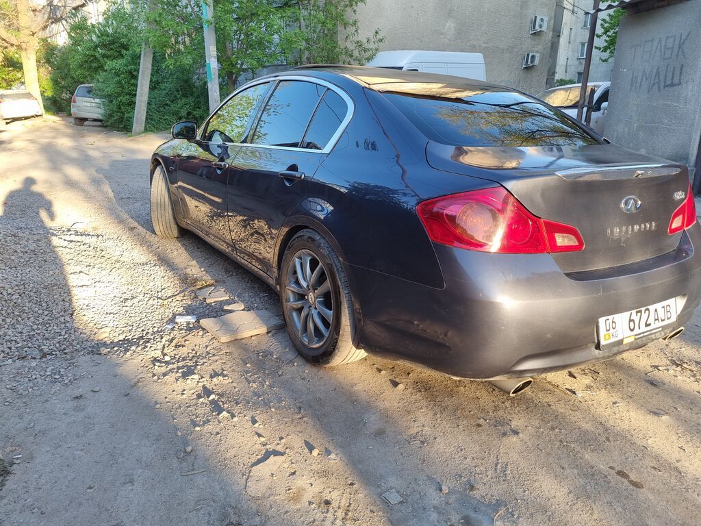 Infiniti G35: 2007 г., 3.5 л, Автомат, Бензин, Седан: фото 4