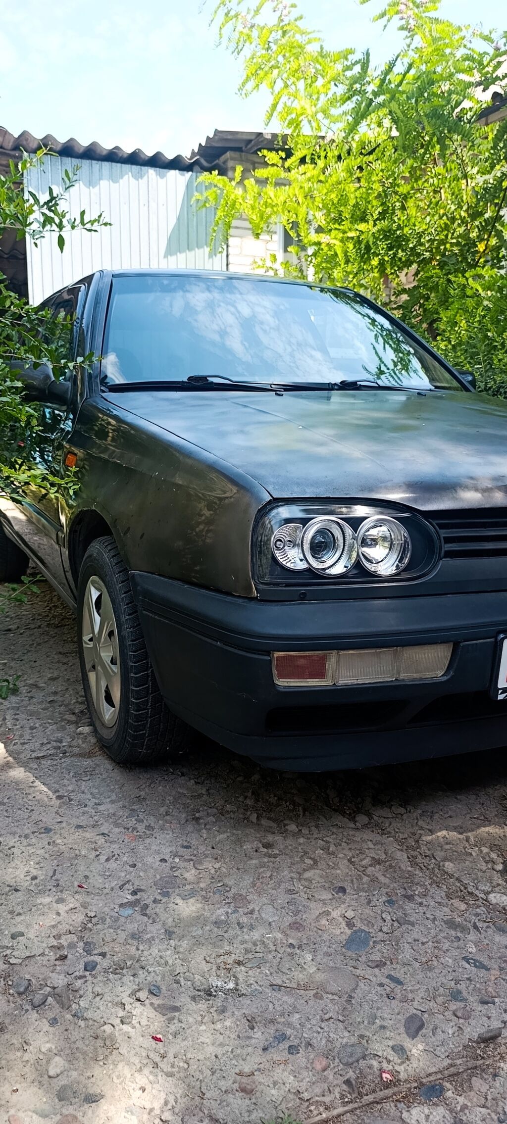 Volkswagen Golf: 1993 г., 1.6 л, Механика, Бензин, Хэтчбэк: фото 2