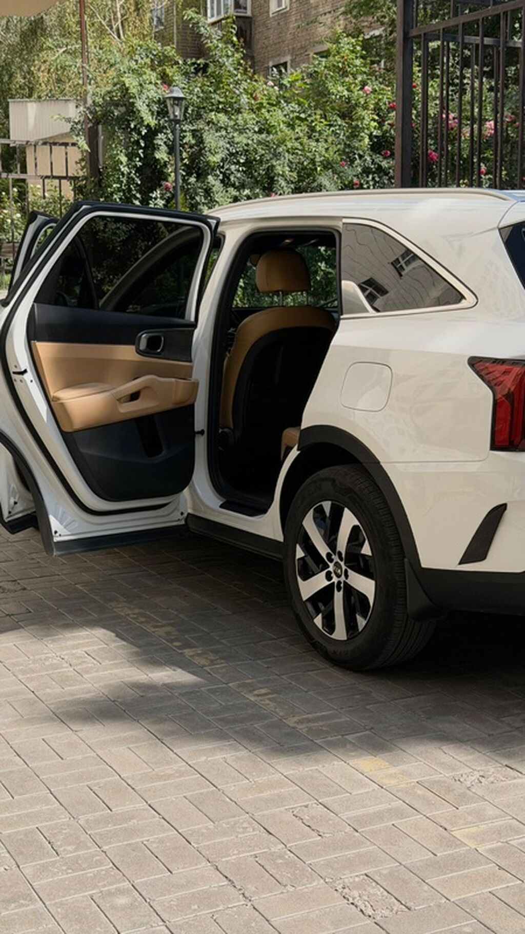 Продам Kia Sorento, 2021 г., 2.2 л, дизель, 7 мест: фото 2