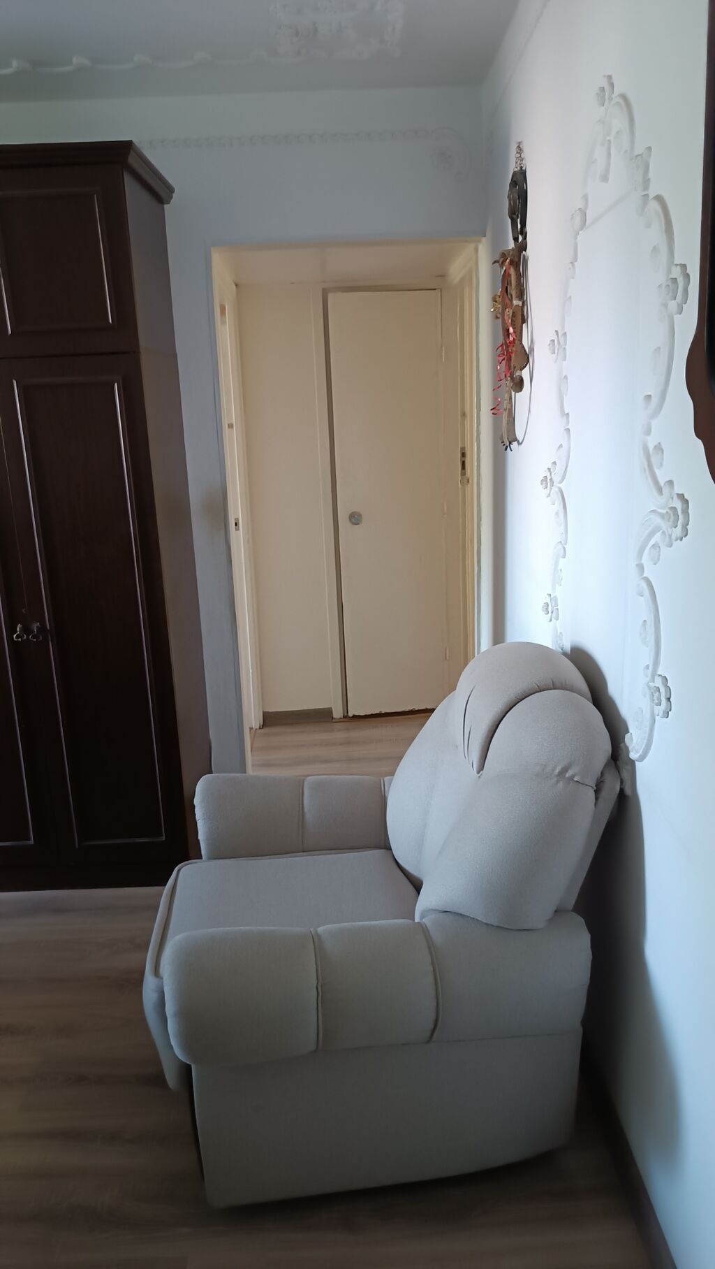 3 комнаты, 58 м², 8 мкр 104 серия, 3 этаж, Косметический ремонт: фото 7