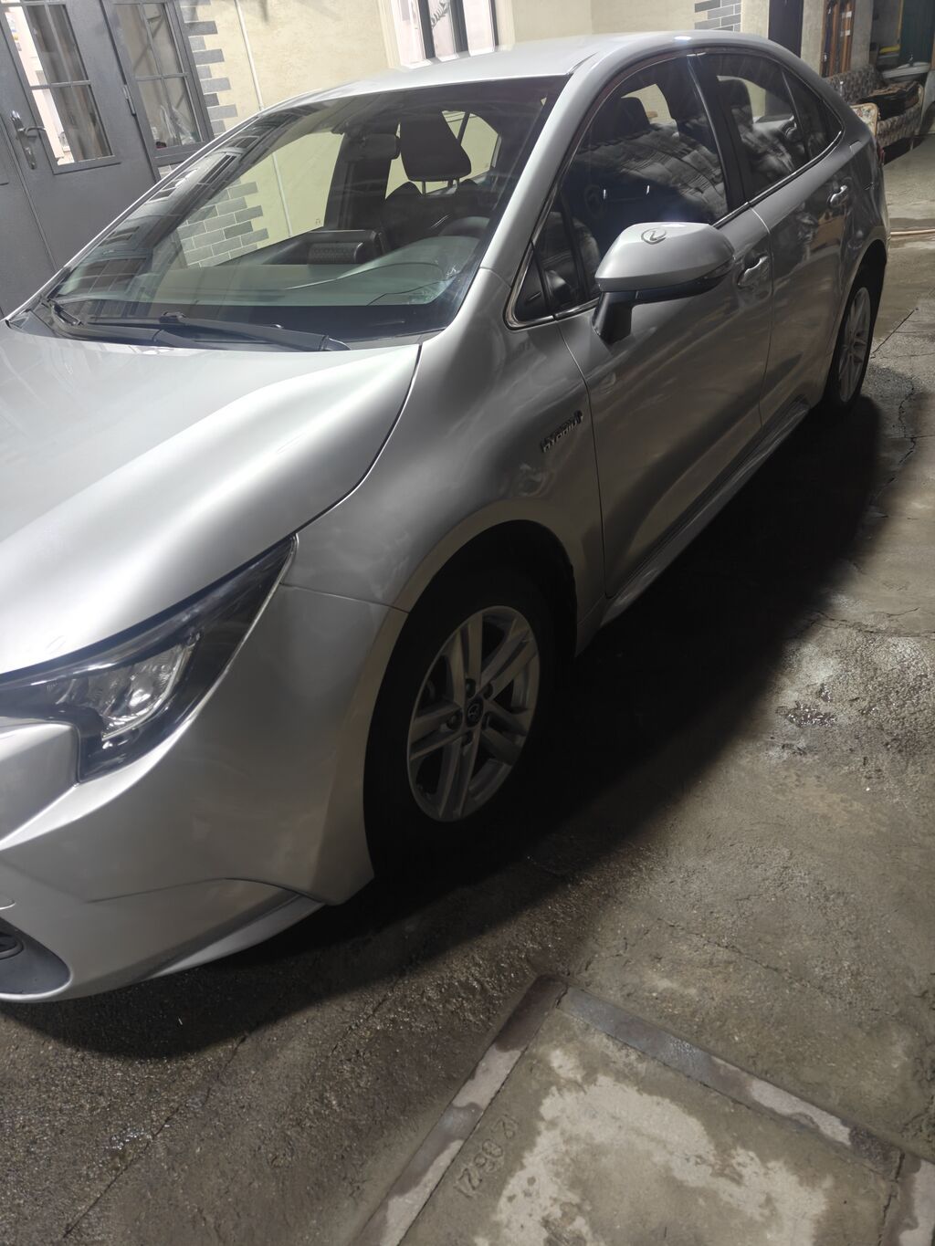 Toyota Levin: 2020 г., 1.8 л, Вариатор, Гибрид, Седан: фото 2