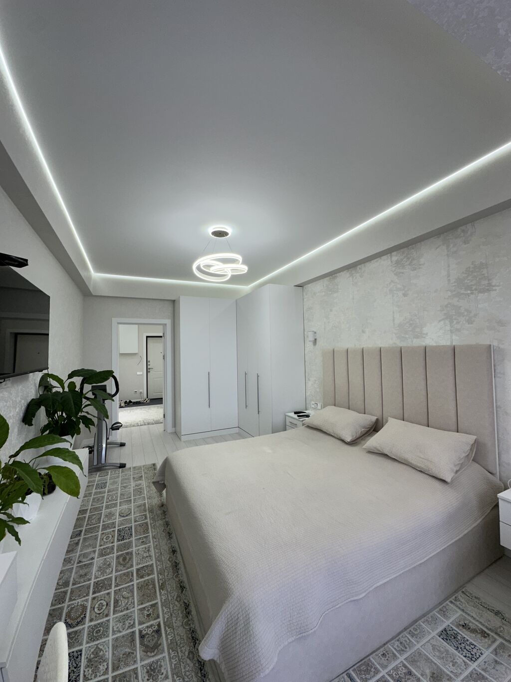 3 комнаты, 96 м², Элитка, 6 этаж, Дизайнерский ремонт: фото 2